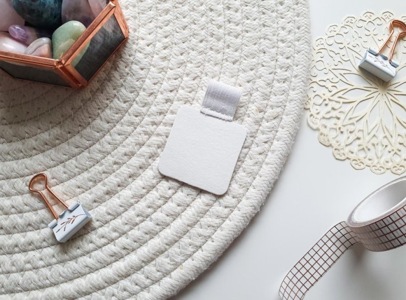 poutko na propisku (6 barev) - barva poutka: bílé