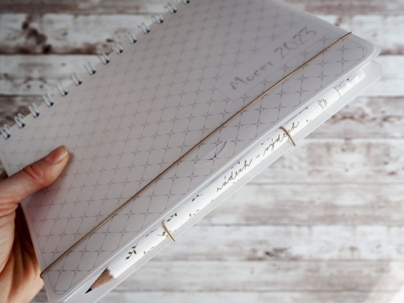 diář ELEGANTNÍ tužka detail